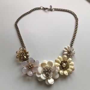 The Limited Statement Flower Necklace